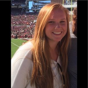 Meet your Posher, Hannah